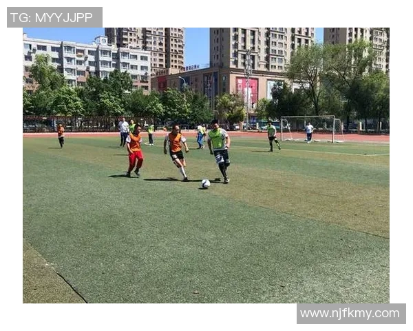 兰溪足球球星崛起：从地方赛场到职业联赛的辉煌历程与未来展望