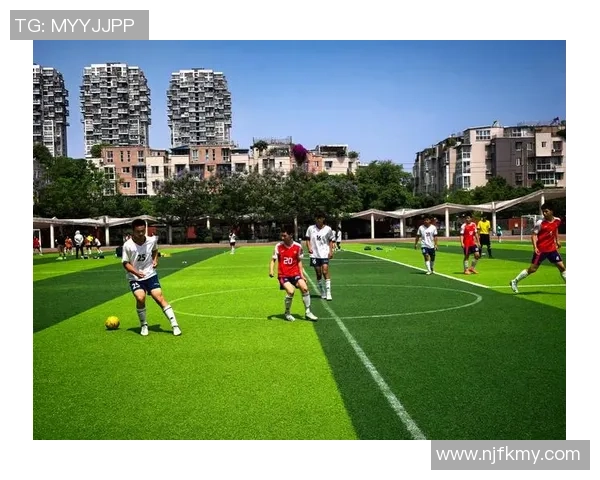 转场球星足球掀起新风潮聚焦豪门转会与绿茵赛场激情故事